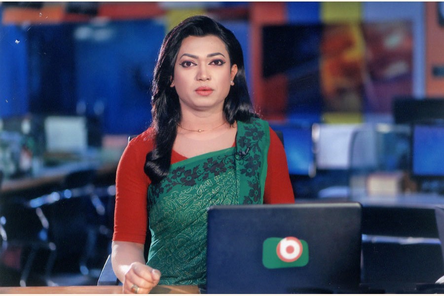 Tabiiy katta kokrakli porno yulduzlar